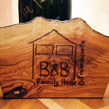 B&B Family House Franciacorta Corte Franca Eksteriør billede